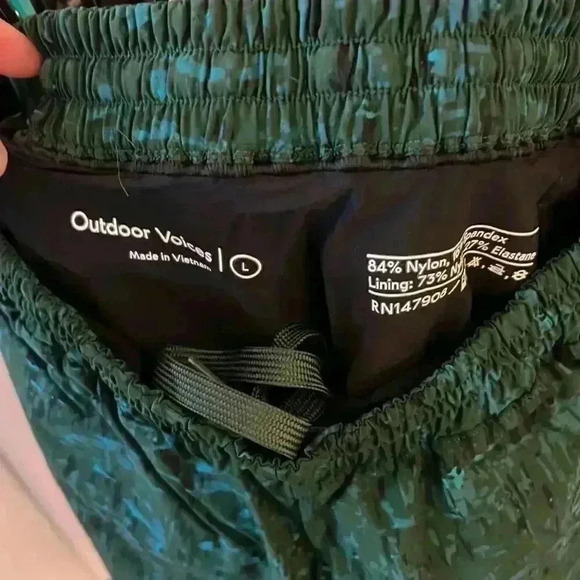 Outdoor Voices Men's Rec Shorts Green Fleck Camo-Sz L - Picture 2 of 5